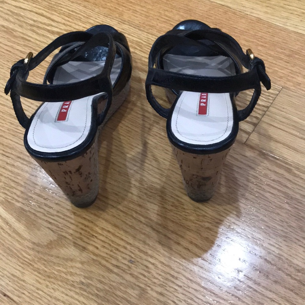 Prada shoes - Picture 2 of 4